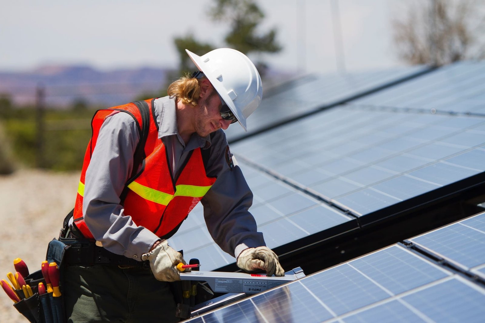 SolarPro – Solar Energy & Renewable Divi Child Theme Image-8 SolarPro – Solar Energy & Renewable Divi Child Theme Image-8